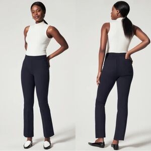 Spanx On-the-Go Kick Flare Pant in Navy Blue Size Small